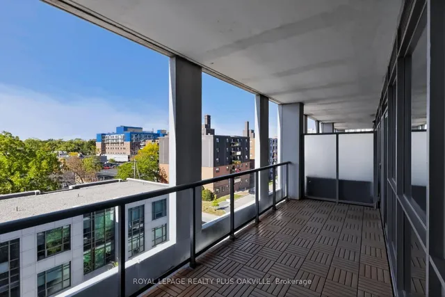 11 Bronte Rd #508, Oakville 2