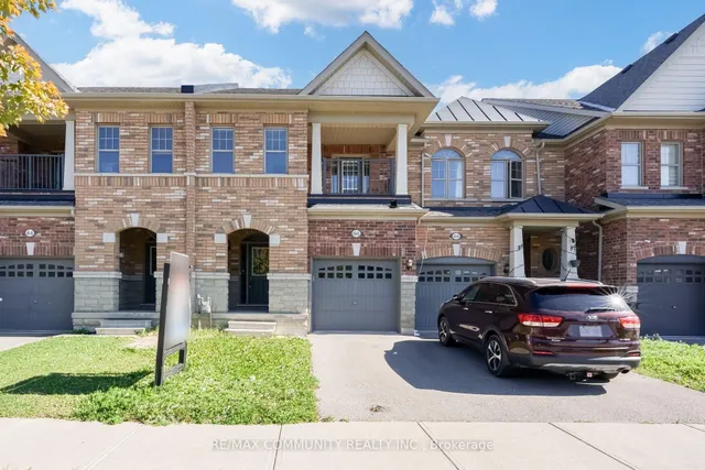 66 Kempsford Cres, Brampton 2