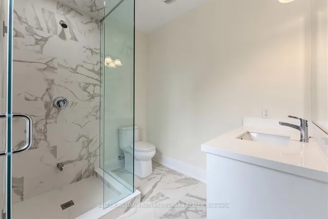 1429 Dundas Cres, Mississauga 5