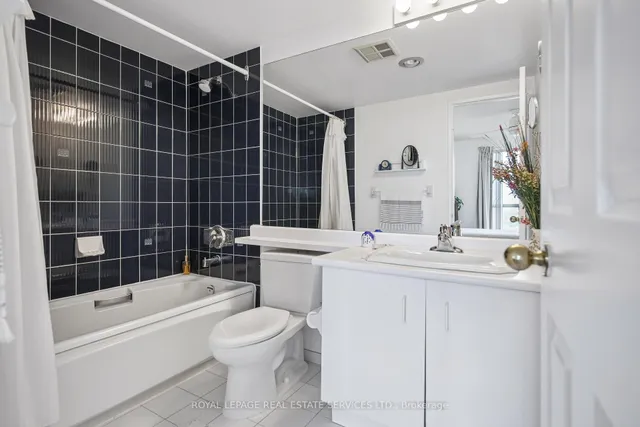 2155 Burnhamthorpe Rd #1211, Mississauga 2