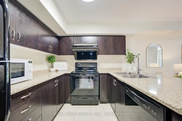 2441 Greenwich Dr #14, Oakville 3