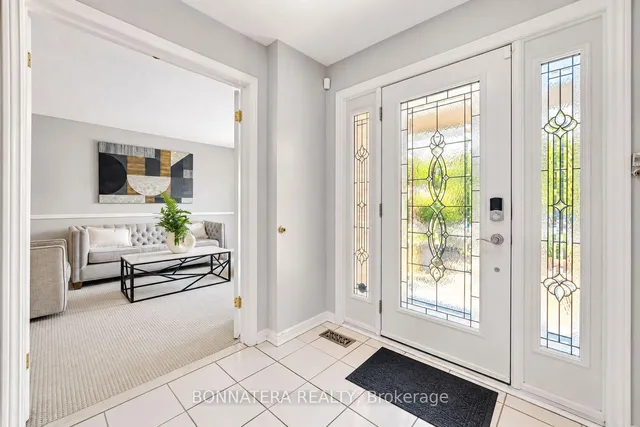 1409 Holly Crt, Oakville 4