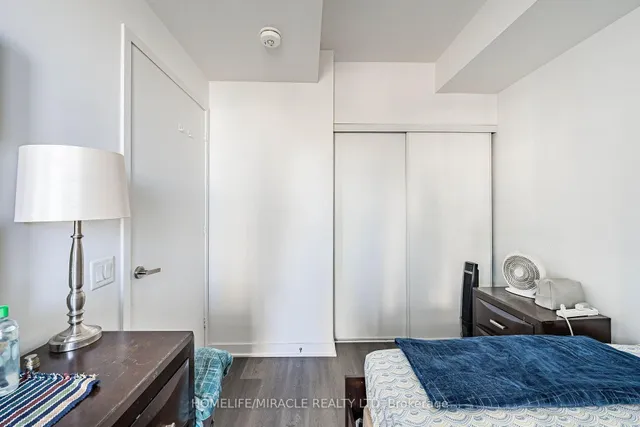 3900 Confederation Pkwy #209, Mississauga 5