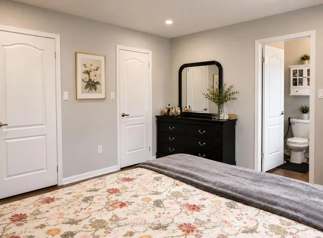 649 Scott Blvd, Milton 3