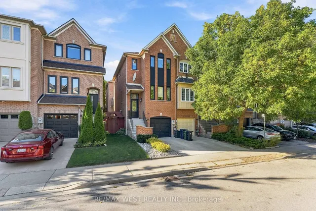 44 Bluewater Crt, Toronto 2