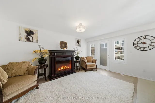 1222 Rose Way #11, Milton 5