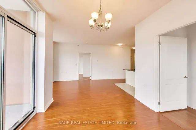810 Scollard Crt #902, Mississauga 4