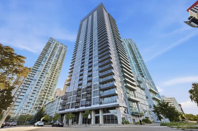 223 Webb Dr #1504, Mississauga 4