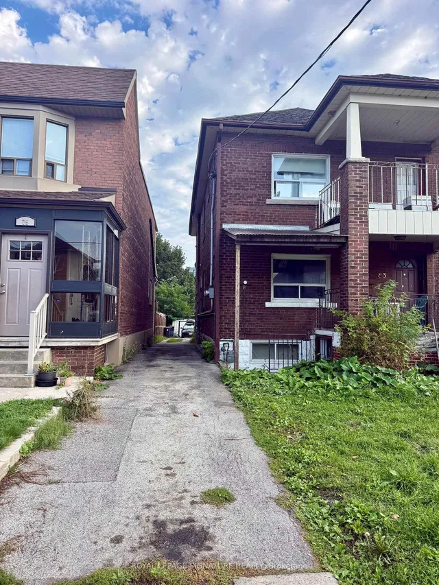 83 Ashburnham Rd, Toronto 2