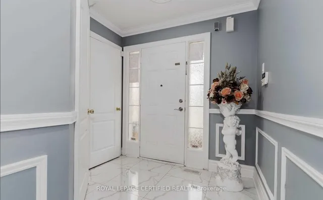 86 Buick Blvd, Brampton 2