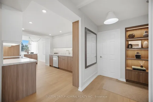 1 Aberfoyle Cres #411, Toronto 4