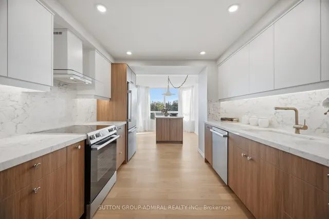 1 Aberfoyle Cres #411, Toronto 5