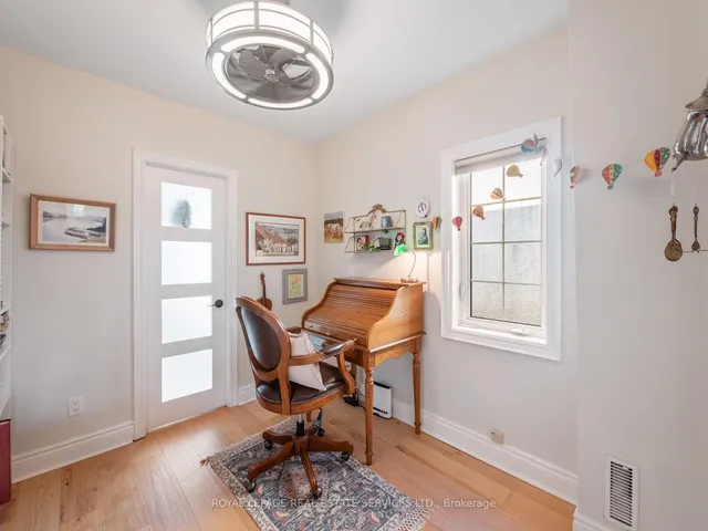 179 Hallam St, Toronto 4