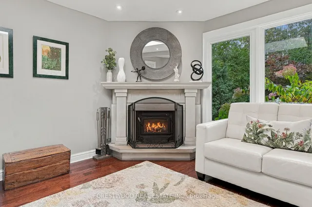 1063 Flagship Dr, Mississauga 2