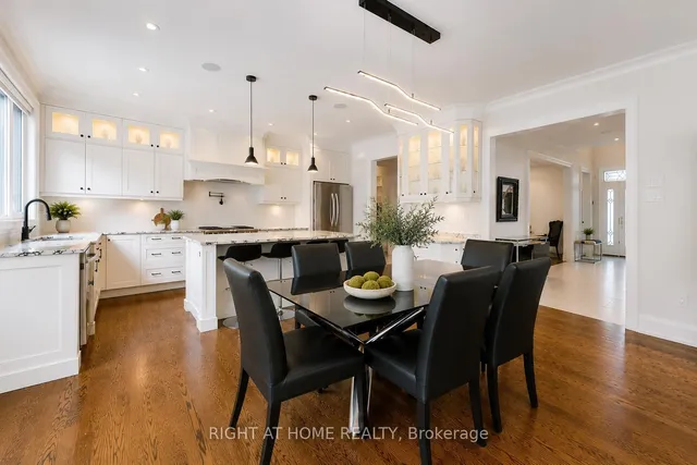 490 Orchard Dr, Oakville 5