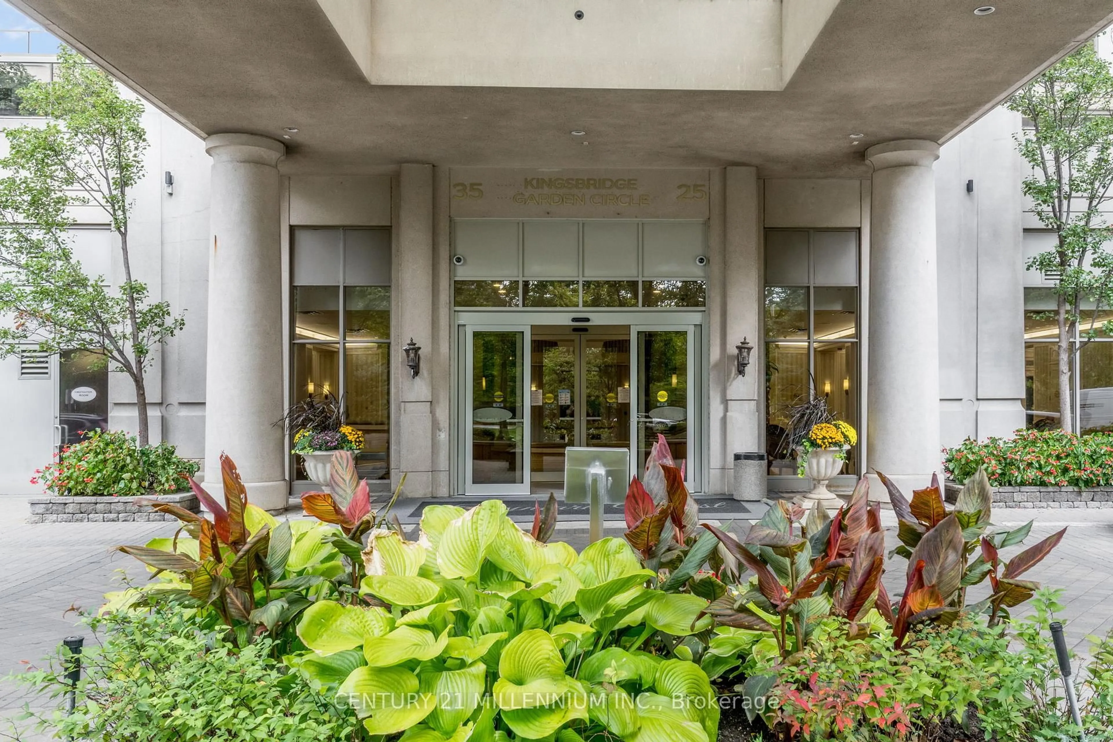 trreb/IMG-W13837856_1110abe0-37b7-4709-bd0e-1c96f761d880-l.jpg