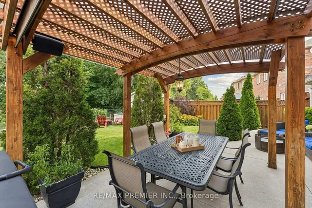 16 Rockstep Crt, Brampton 4