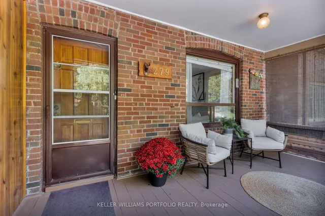 279 Garden Ave, Toronto 2