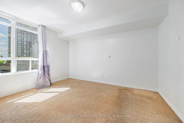 3888 Duke Of York Blvd #525, Mississauga 4