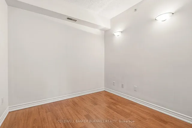 1451 Walkers Line #108, Burlington 2