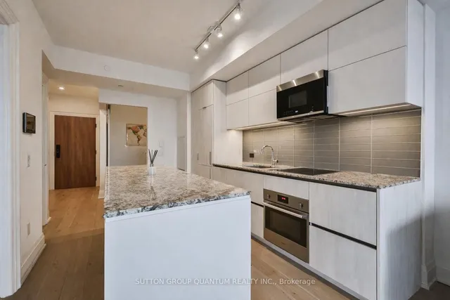 21 Park St #1009, Mississauga 3