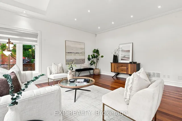 101 Cannon Rd, Toronto 4