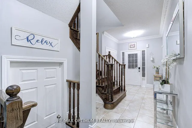 19 Teal Crest Circ, Brampton 4