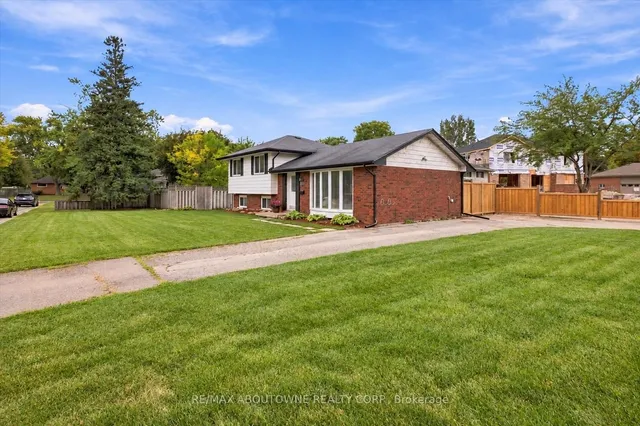 340 Duncombe Dr, Burlington 5