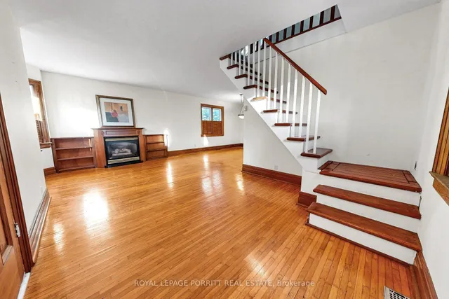 51 Arcadian Circ, Toronto 2