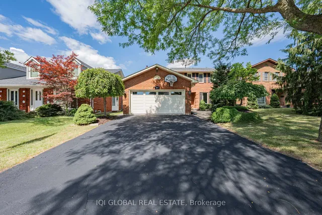 1497 Greenbriar Dr, Oakville 2