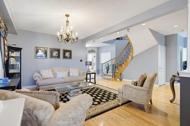 29 Blaketon Crt, Brampton 5