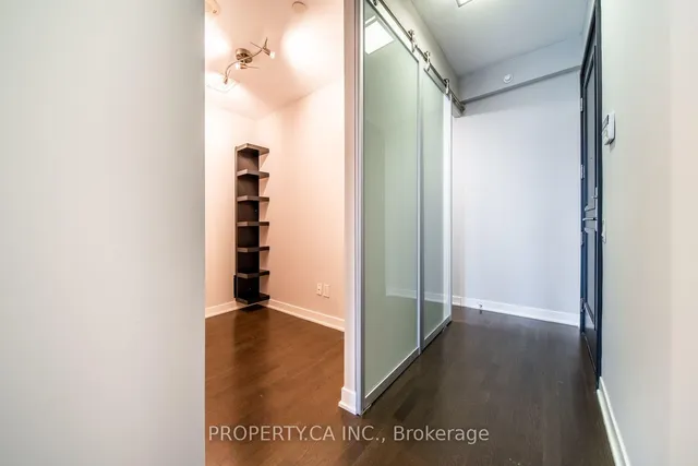 88 Park Lawn Rd #1215, Toronto 3