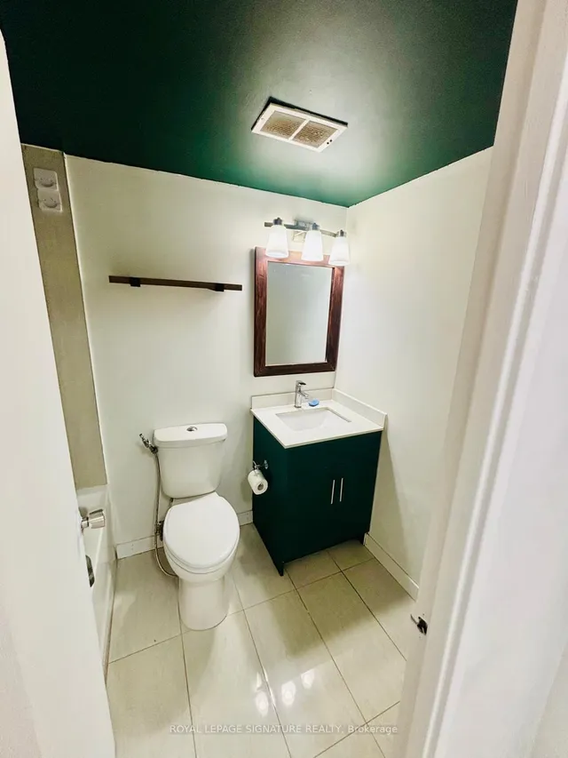 330 Dixon Rd #408, Toronto 4