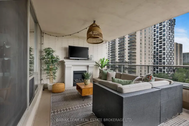 50 Quebec Ave #705, Toronto 5