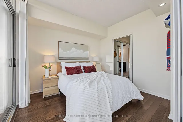 103 The Queensway Ave #2315, Toronto 5