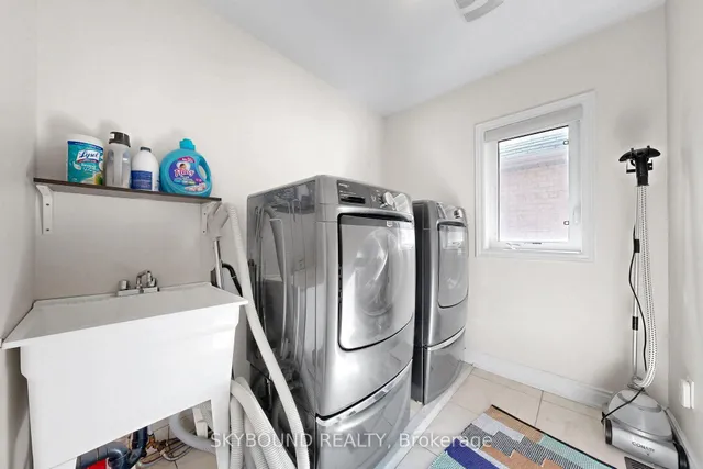 1455 Haws Cres, Milton 4