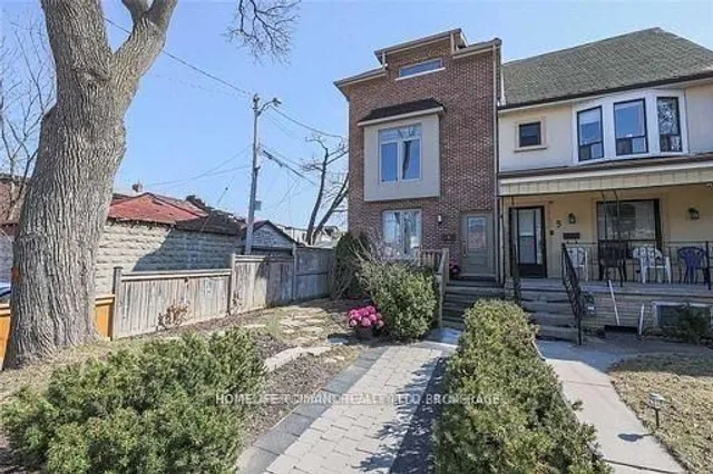 3 Armstrong Ave, Toronto 2