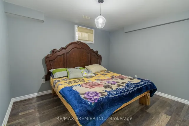 37 Wardlaw Ave, Orangeville 5