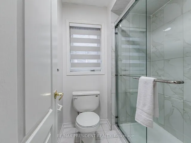 8 River Heights Dr, Brampton 3