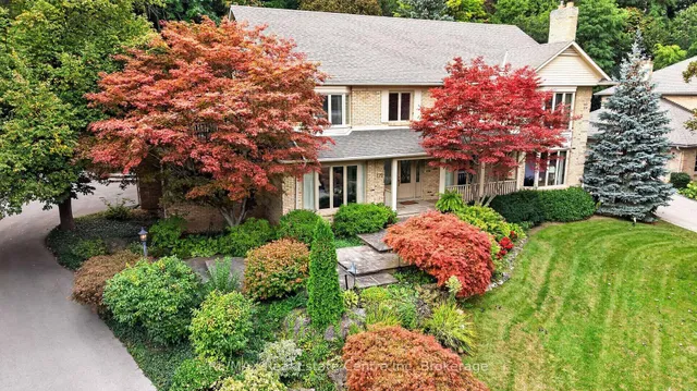 179 Oaklands Park Crt, Burlington 4