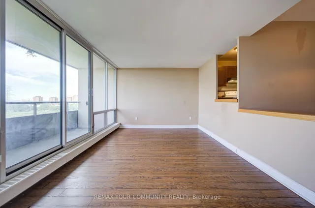 19 Four Winds Dr #711, Toronto 5
