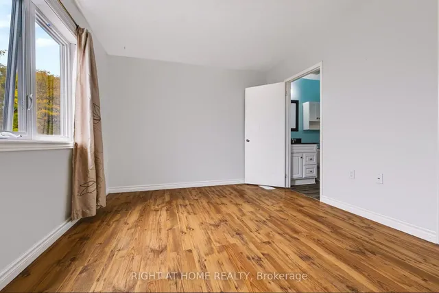 77 Stewart Maclaren Rd, Halton Hills 3