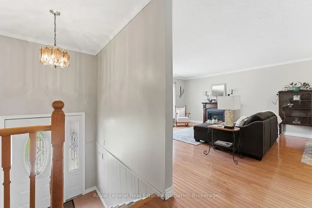 1069 Alexandra Ave, Mississauga 3