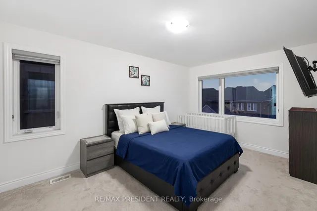 3377 Sixth Line, Oakville 2