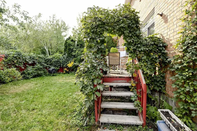 284 Holmes Cres, Milton 2