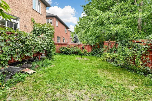 284 Holmes Cres, Milton 4