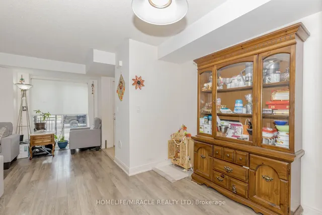 100 Dufay Rd #29, Brampton 4