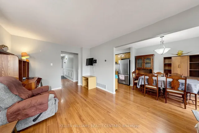 215 Baronwood Crt #215, Brampton 3