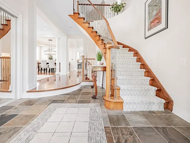 130 Innville Cres, Oakville 5