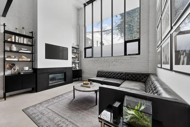 50 Bartlett Ave #7, Toronto 4